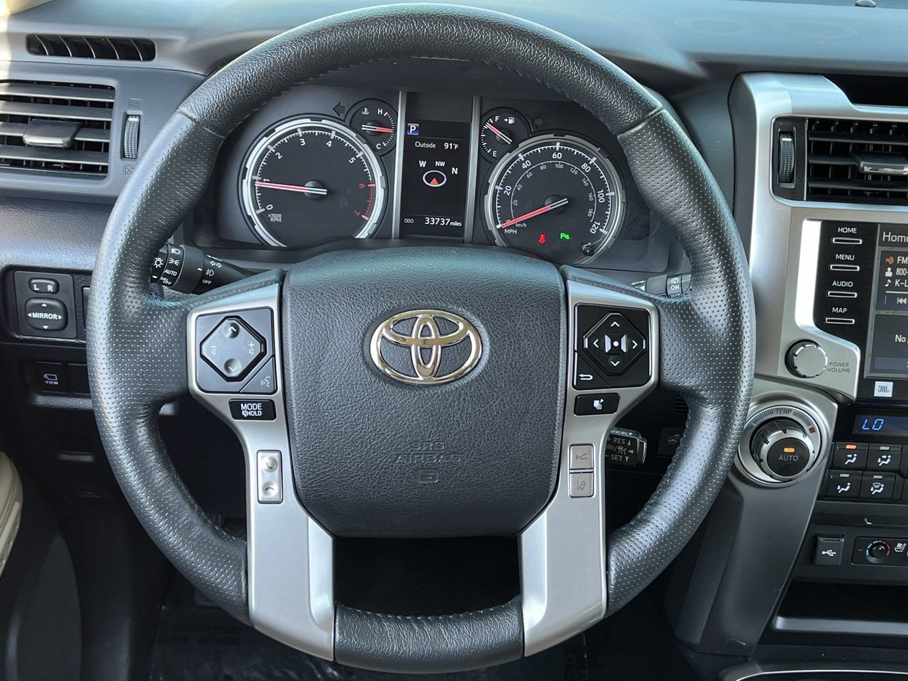 Used 2023 Toyota 4Runner Limited AWD/4WD image 11