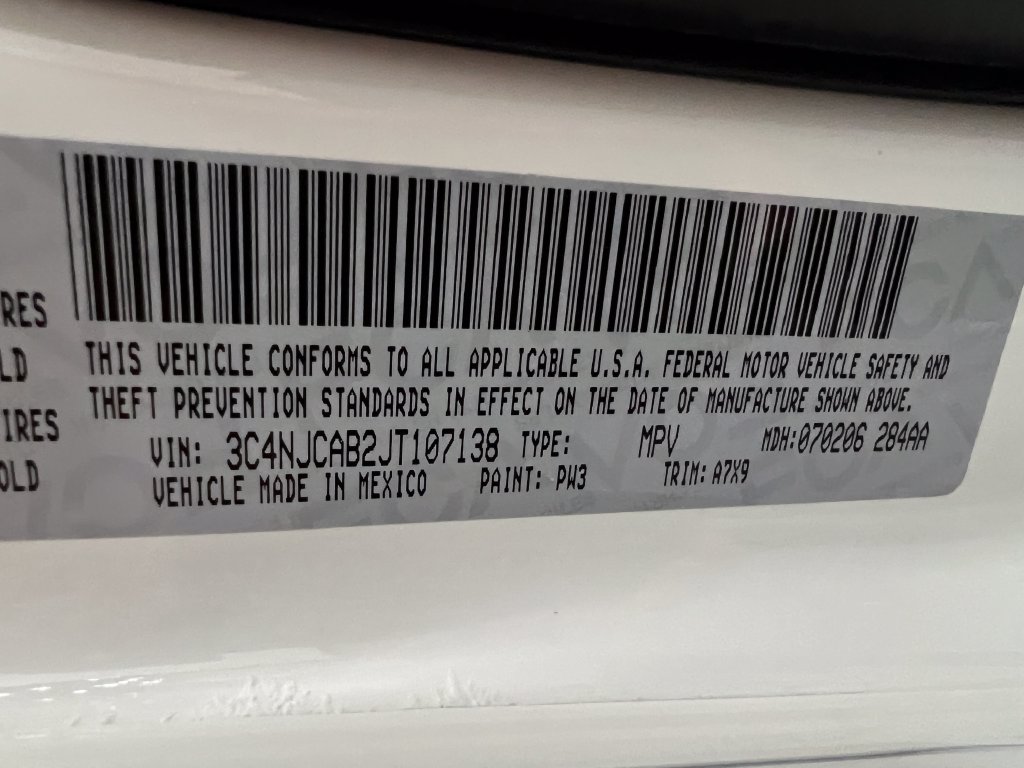 Used 2018 Jeep Compass Sport w/ Tech Group FWD image 33