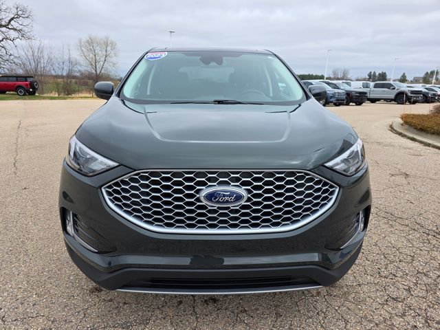 Used 2023 Ford Edge SEL w/ Convenience Package image 3