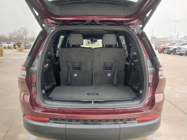 New 2025 Jeep Grand Cherokee L Laredo AWD/4WD image 20