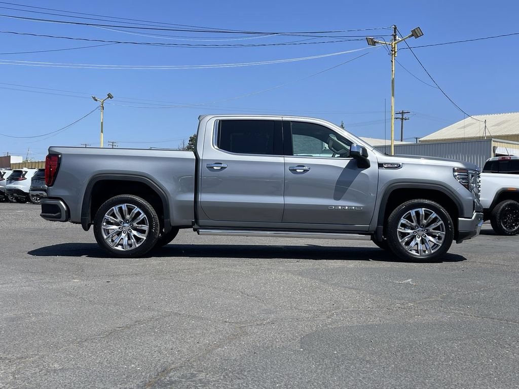 New 2026 GMC Sierra 1500 Denali w/ Denali Reserve Package AWD/4WD image 38