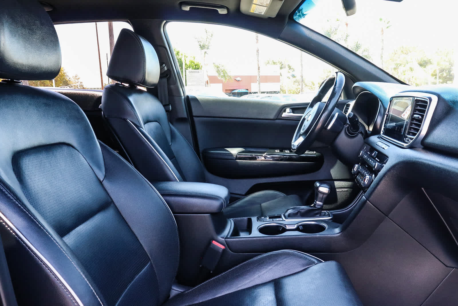 Used 2020 Kia Sportage SX FWD image 23