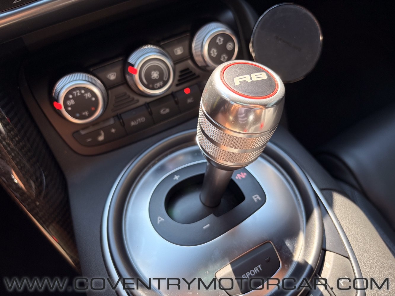 Used 2010 Audi R8 V10 AWD/4WD image 22