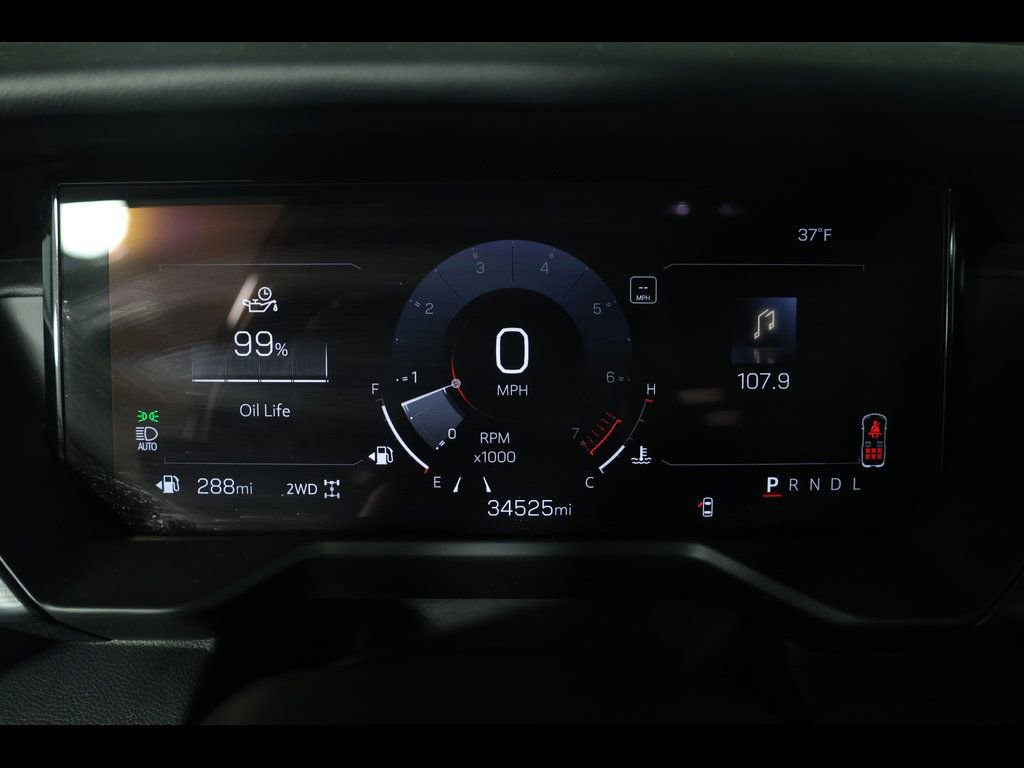 Used 2025 GMC Acadia Elevation image 25