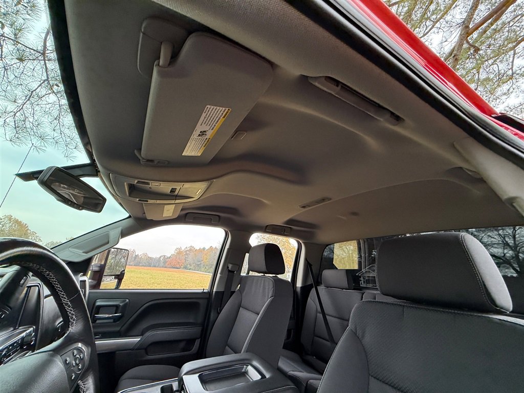 Used 2019 Chevrolet Silverado 1500 LT w/ All Star Edition image 46