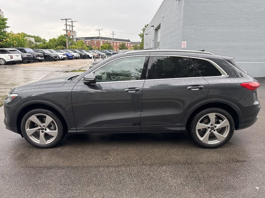 Used 2025 Audi Q5 Prestige AWD/4WD image 2