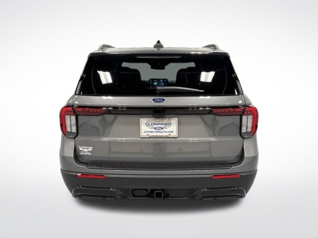 New 2026 Ford Explorer ST-Line w/ ST-Line Street Pack RWD image 7