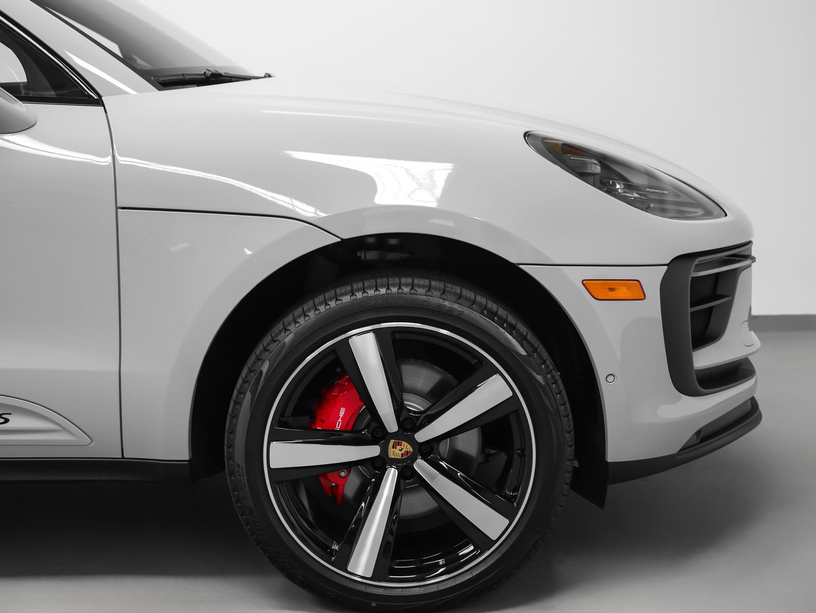 New 2026 Porsche Macan S AWD/4WD image 16