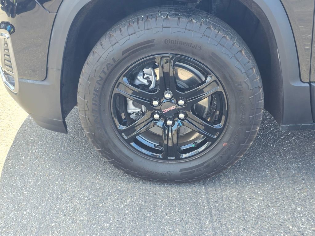 Used 2023 GMC Acadia AT4 w/ GMC Pro Grade Package AWD/4WD image 10