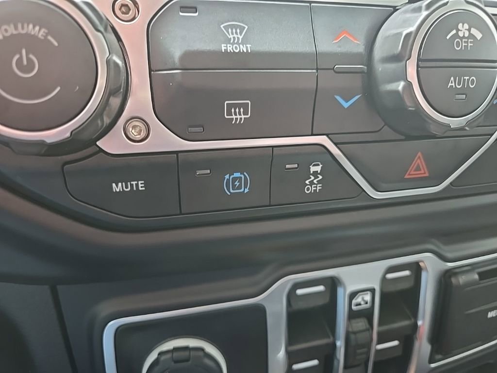 Used 2023 Jeep Wrangler Unlimited image 65