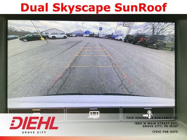 Used 2023 GMC Acadia SLT w/ Elevation Edition image 30