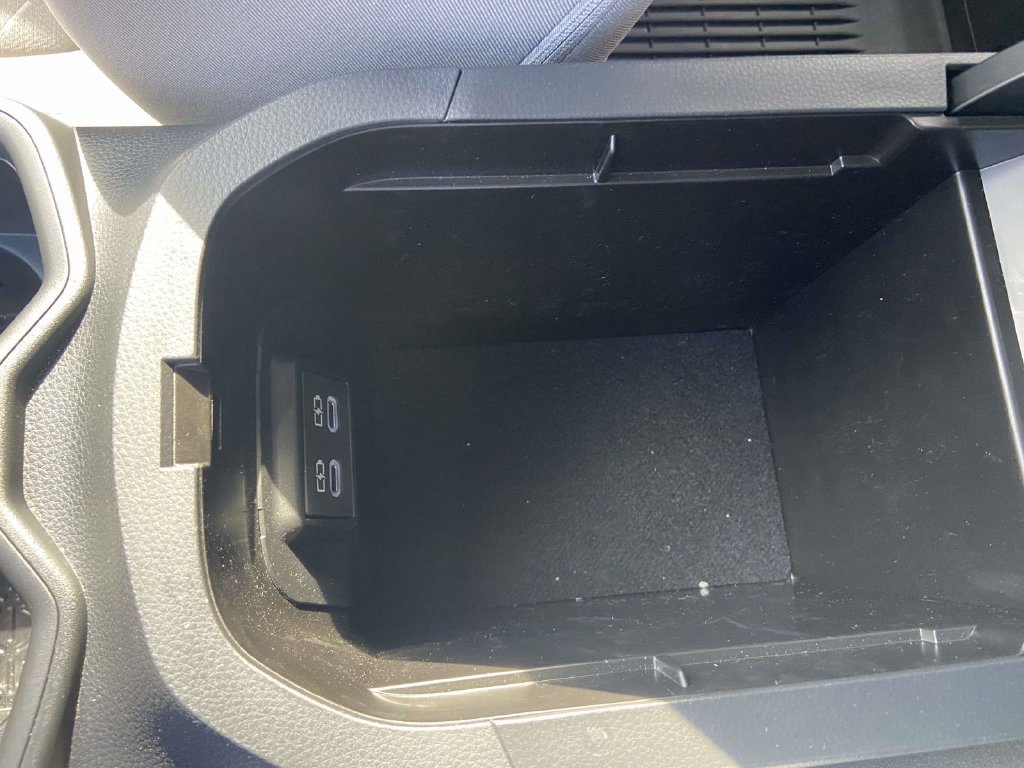 Used 2025 Toyota RAV4 XLE AWD/4WD image 24