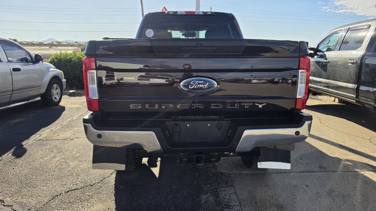 Used 2019 Ford F250 XLT w/ XLT Value Package AWD/4WD image 4