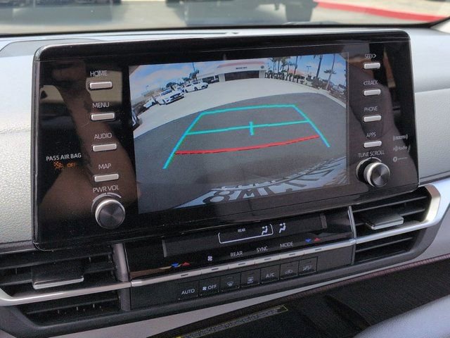 Used 2021 Toyota Sienna LE w/ LE Plus Package FWD image 23
