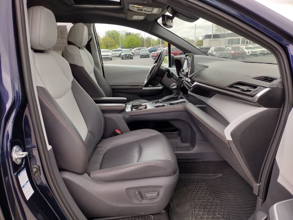 Used 2021 Toyota Sienna XSE AWD/4WD image 13