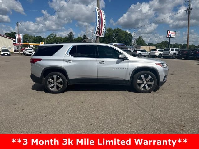 Used 2019 Chevrolet Traverse LT w/ LT Premium Package AWD/4WD image 2