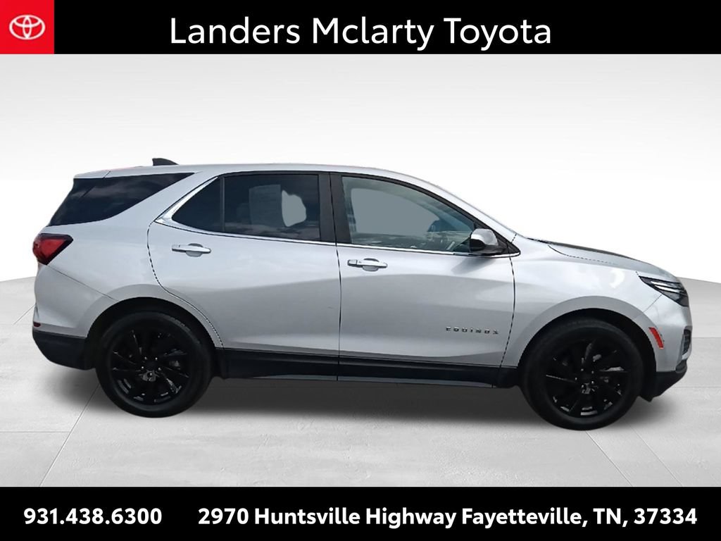 Used 2022 Chevrolet Equinox LT FWD image 2