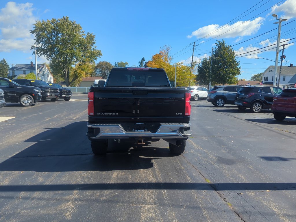 Certified 2024 Chevrolet Silverado 3500 LTZ w/ LTZ Plus Package AWD/4WD image 8