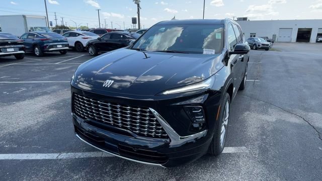 New 2026 Buick Enclave Avenir w/ Super Cruise Package AWD/4WD image 5