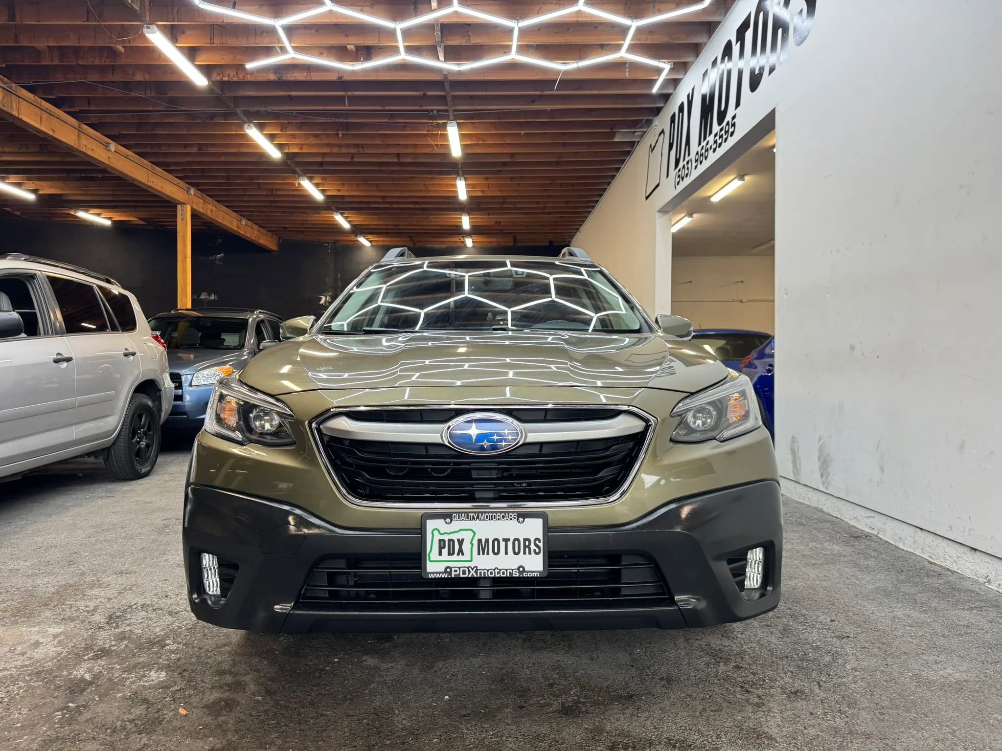 Used 2022 Subaru Outback Premium image 3