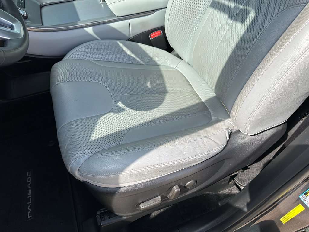 Used 2020 Hyundai Palisade SEL w/ Premium Package image 11
