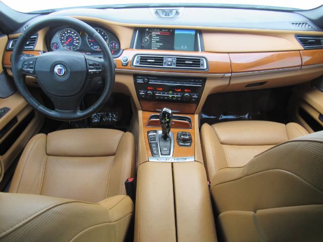 Used 2013 BMW ALPINA B7 xDrive w/ Driver Assistance Pkg image 3