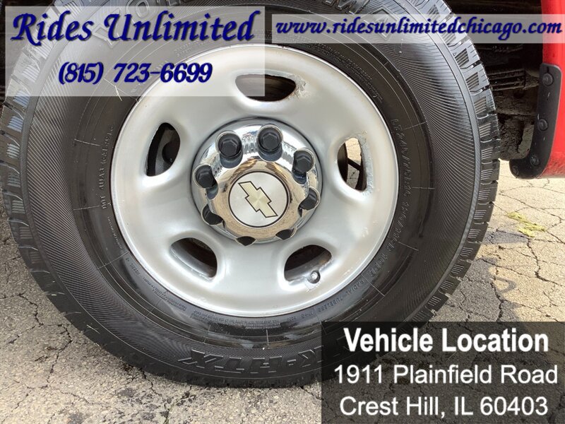 Used 2006 Chevrolet Express 3500 Extended Passenger w/ LT Preferred Equipment Group RWD image 35