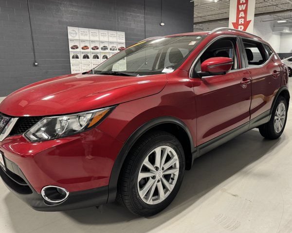 Used 2018 Nissan Rogue Sport SV w/ SV Technology Package AWD/4WD image 23