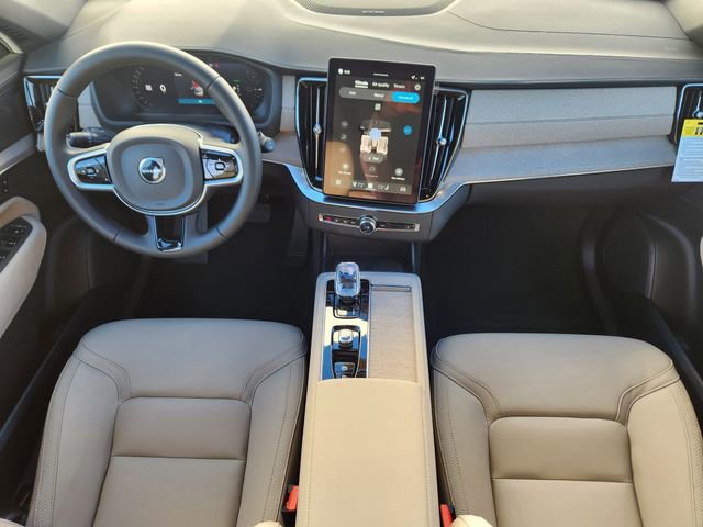 New 2026 Volvo XC90 T8 Plus w/ Protection Package Premier image 11