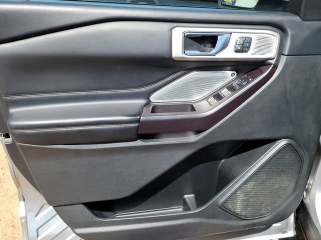 Used 2020 Ford Explorer Platinum w/ Premium Technology Package AWD/4WD image 10