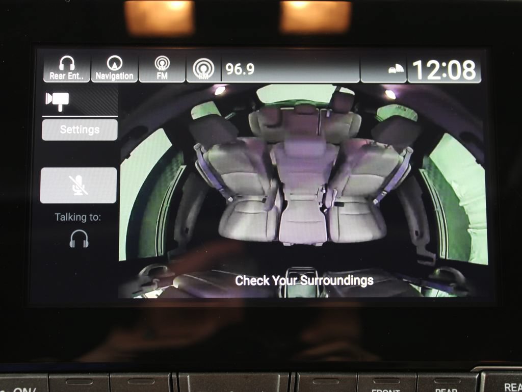 Used 2018 Honda Odyssey Touring image 24