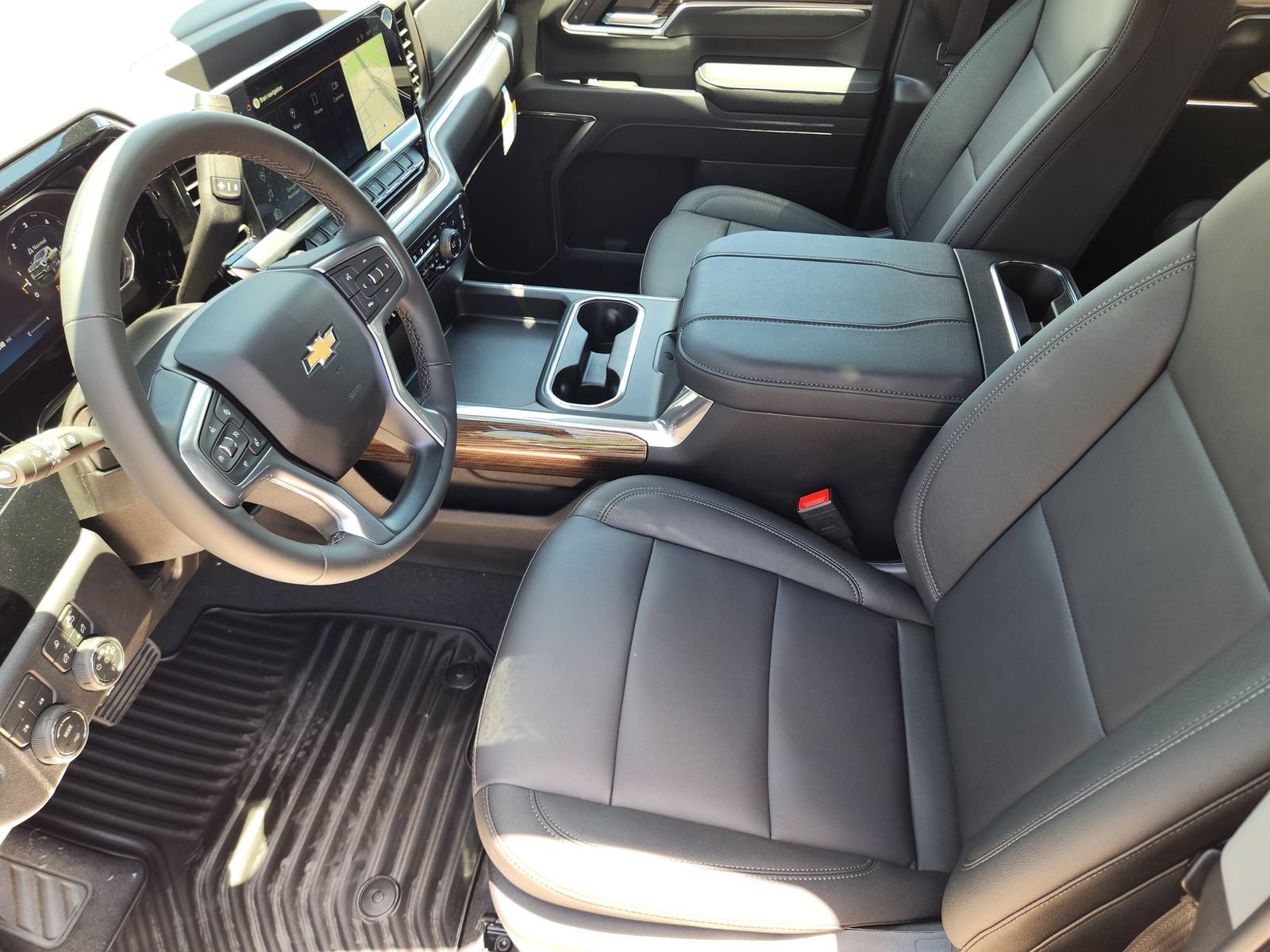 New 2026 Chevrolet Silverado 2500 LT w/ Texas Edition AWD/4WD image 13