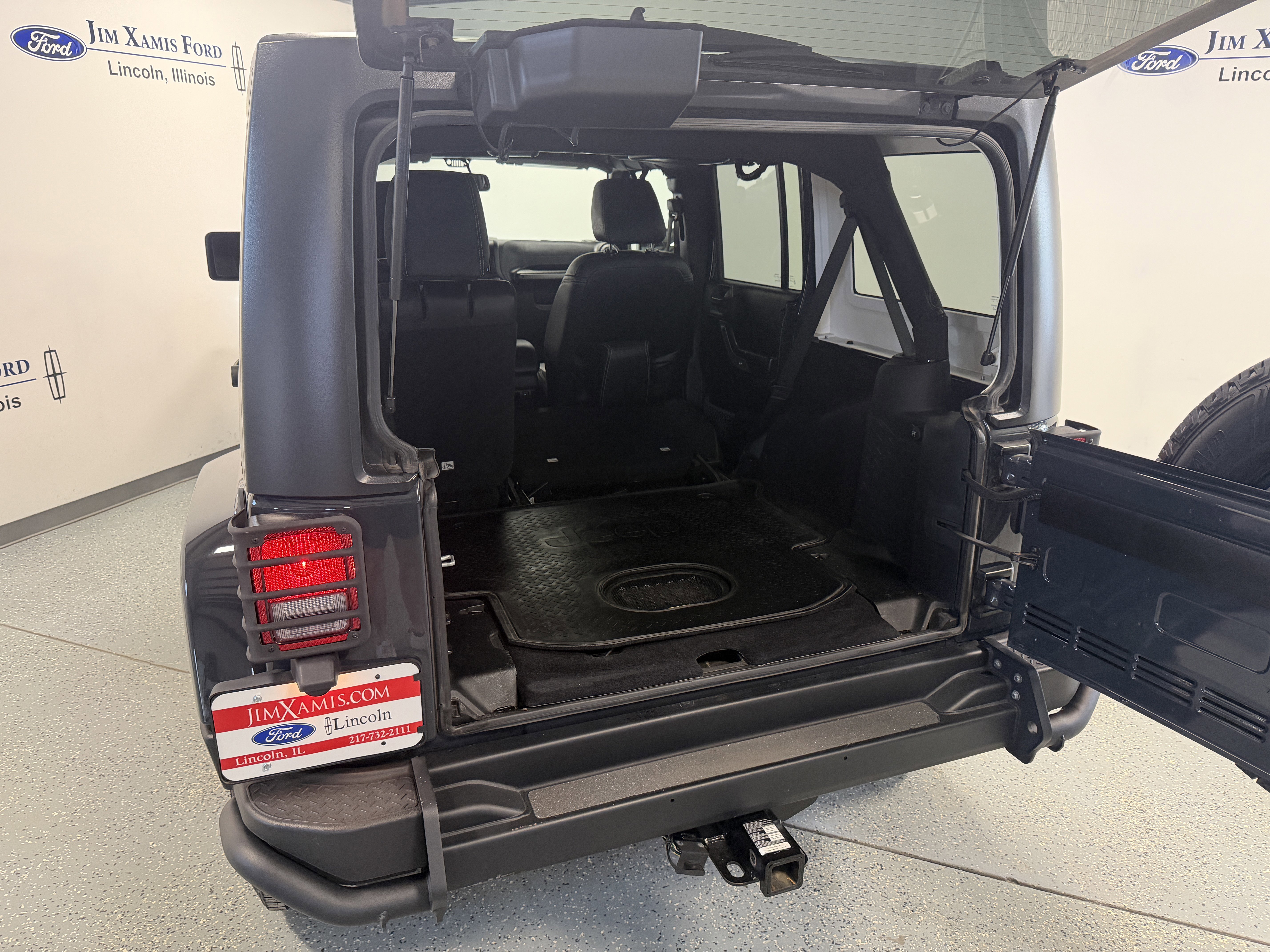 Used 2018 Jeep Wrangler Unlimited Sport AWD/4WD image 25