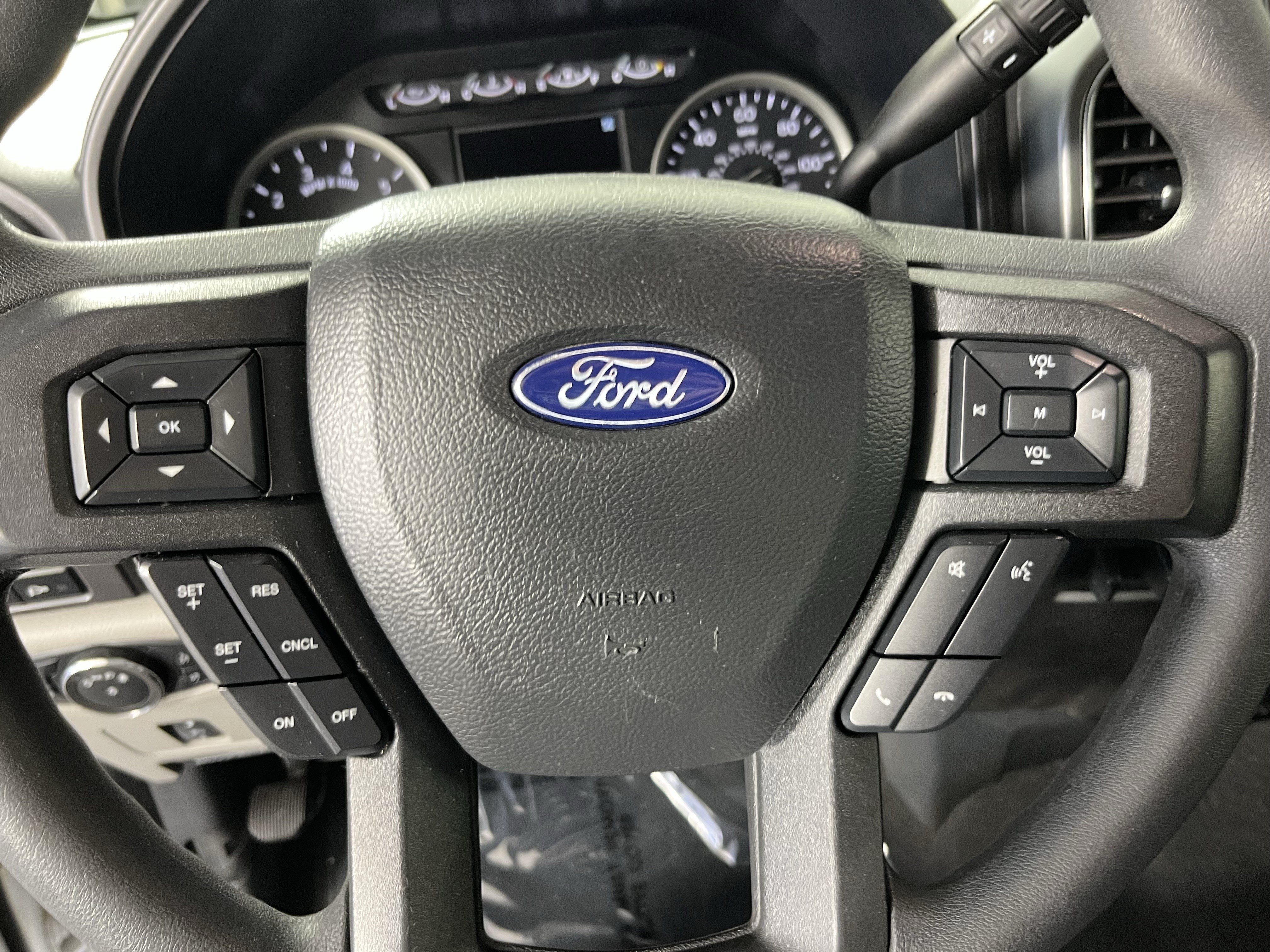 Used 2022 Ford F350 XLT w/ XLT Value Package AWD/4WD image 17