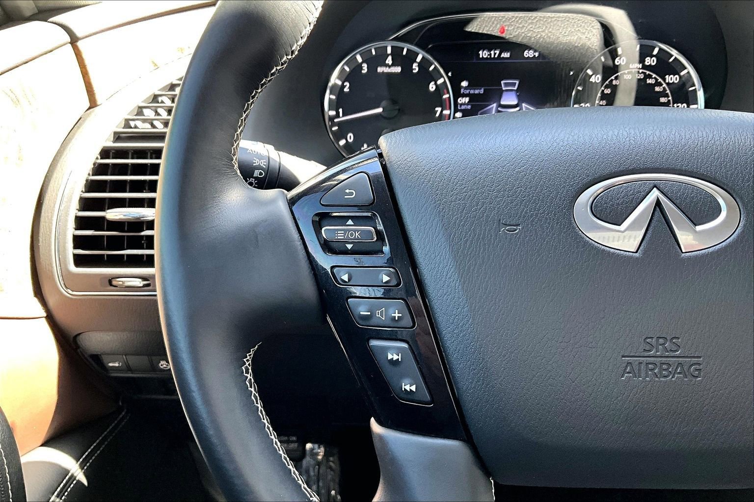 Used 2024 INFINITI QX80 Premium Select w/ Cargo Package AWD/4WD image 18