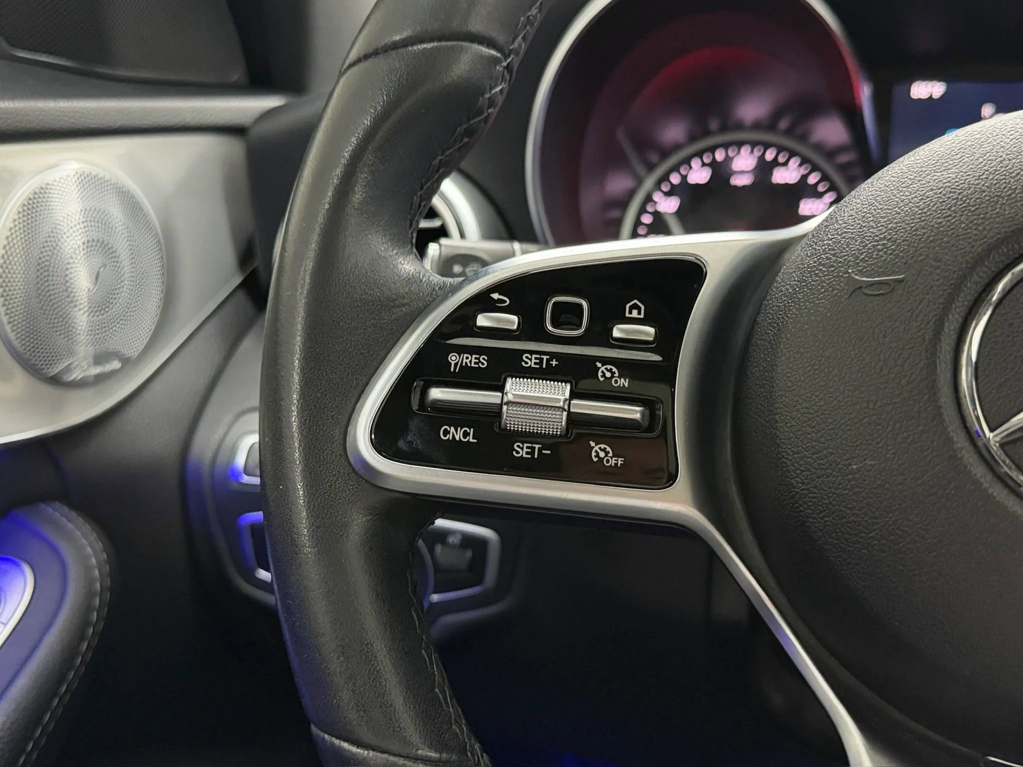 Used 2020 Mercedes-Benz C 300 Sedan image 22