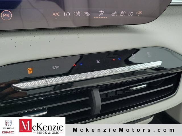 New 2026 Buick Enclave Avenir w/ Super Cruise Package FWD image 17