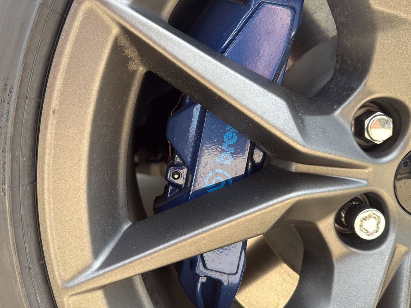 New 2025 Ford Mustang Dark Horse image 28