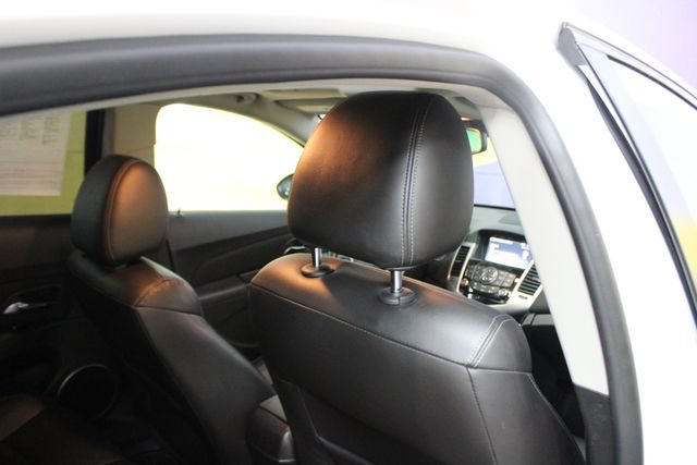 Used 2016 Chevrolet Cruze LTZ FWD image 10