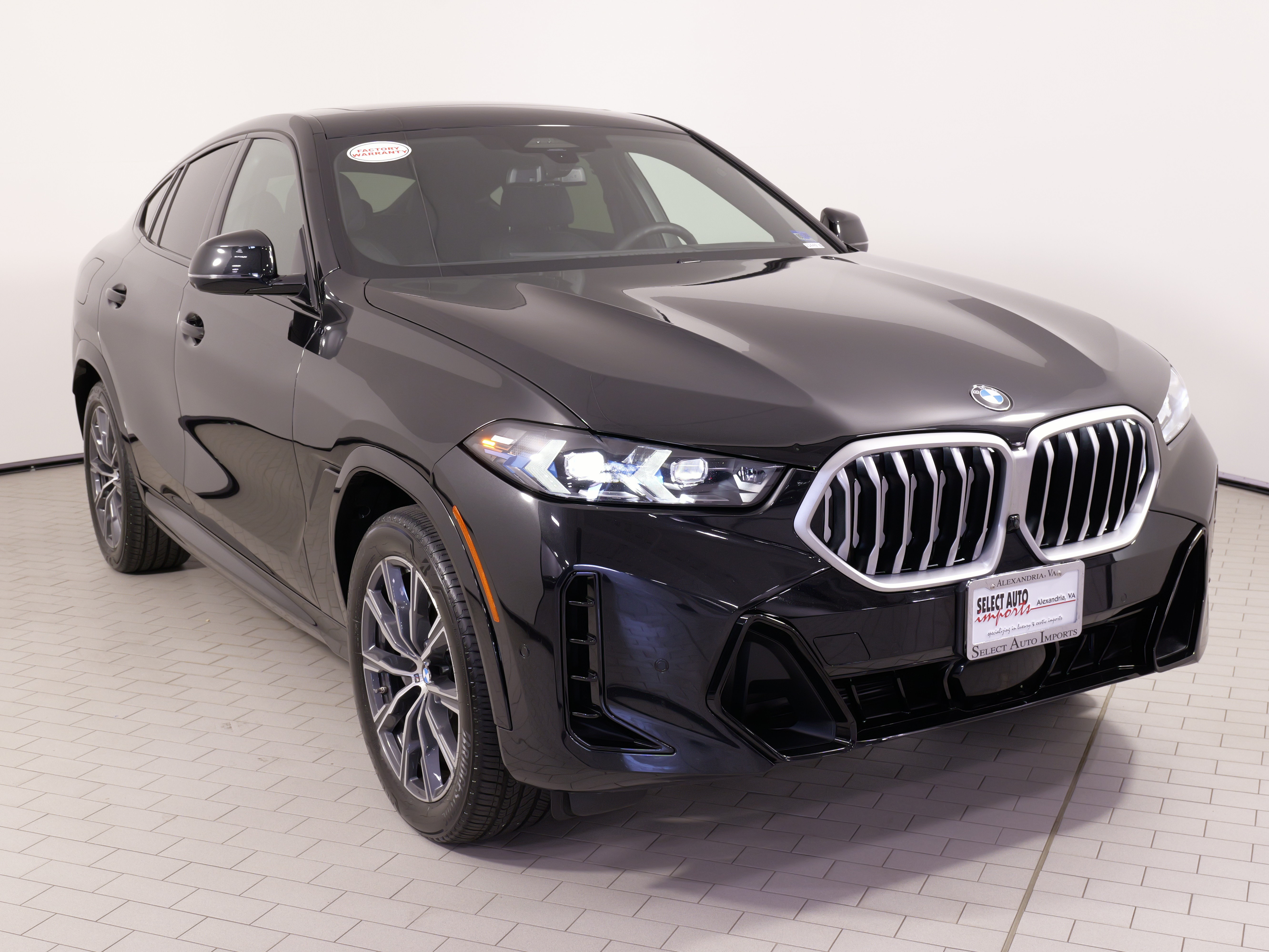 Used 2026 BMW X6 xDrive40i w/ Climate Comfort Package AWD/4WD image 5