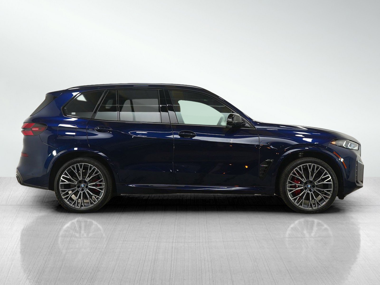 Used 2024 BMW X5 M60i image 6