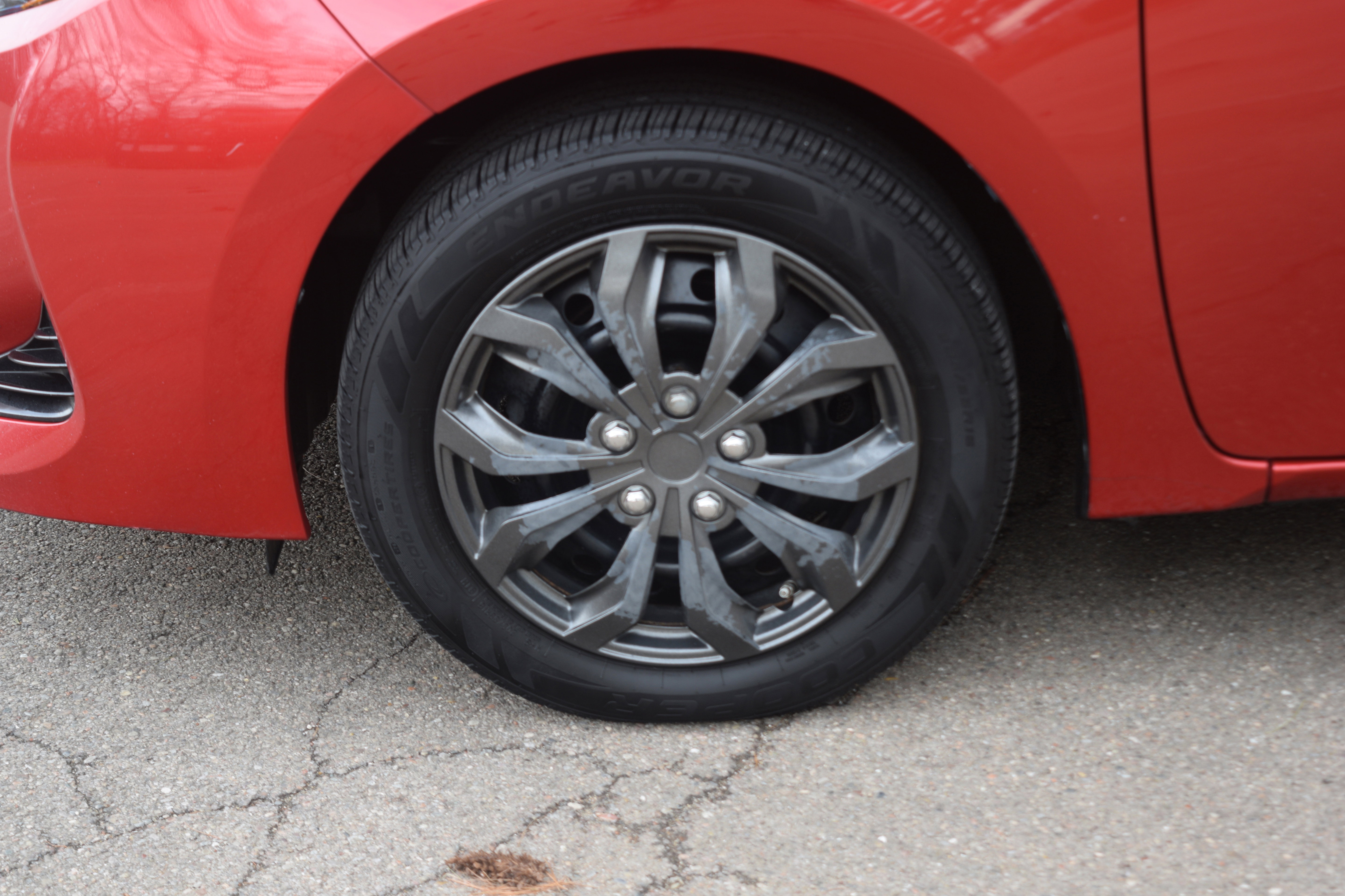 Used 2018 Toyota Corolla LE image 25