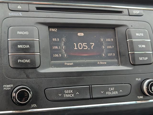 Used 2016 Kia Sedona L FWD image 22