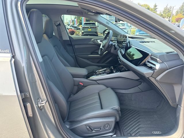 Used 2025 Audi A5 2.0T Premium Plus w/ Premium Plus AWD/4WD image 13