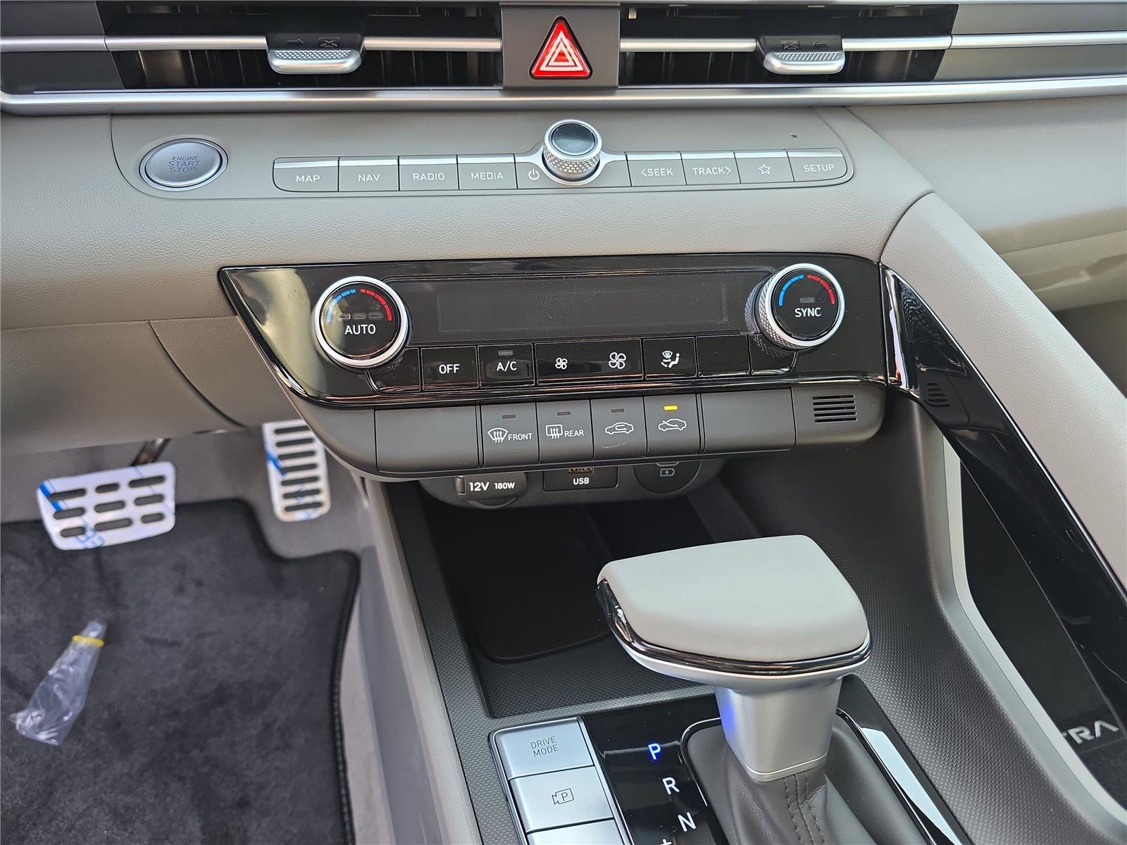 New 2026 Hyundai Elantra Sport image 21