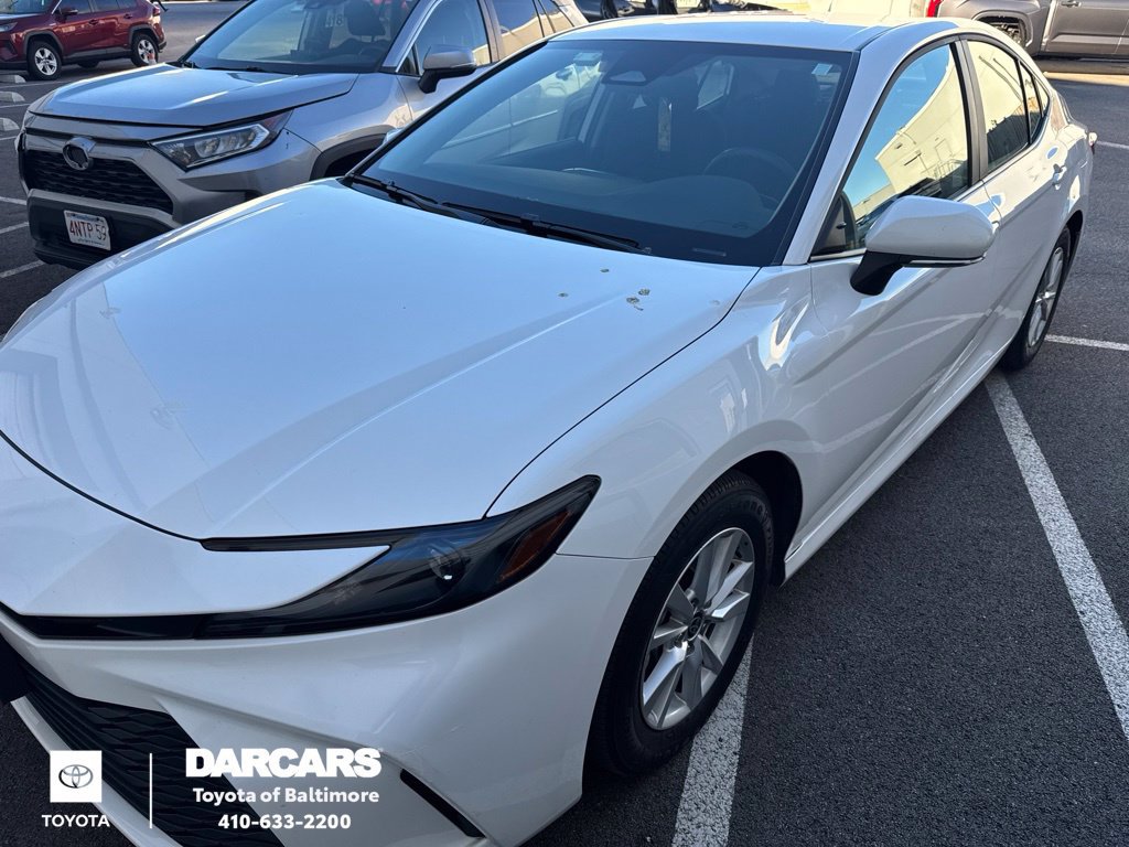 Used 2025 Toyota Camry LE FWD image 1