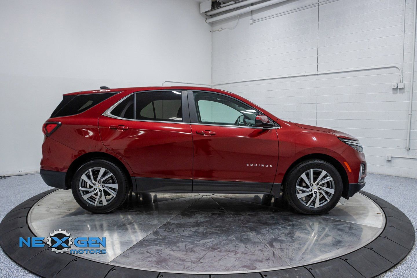 Used 2024 Chevrolet Equinox LT image 8