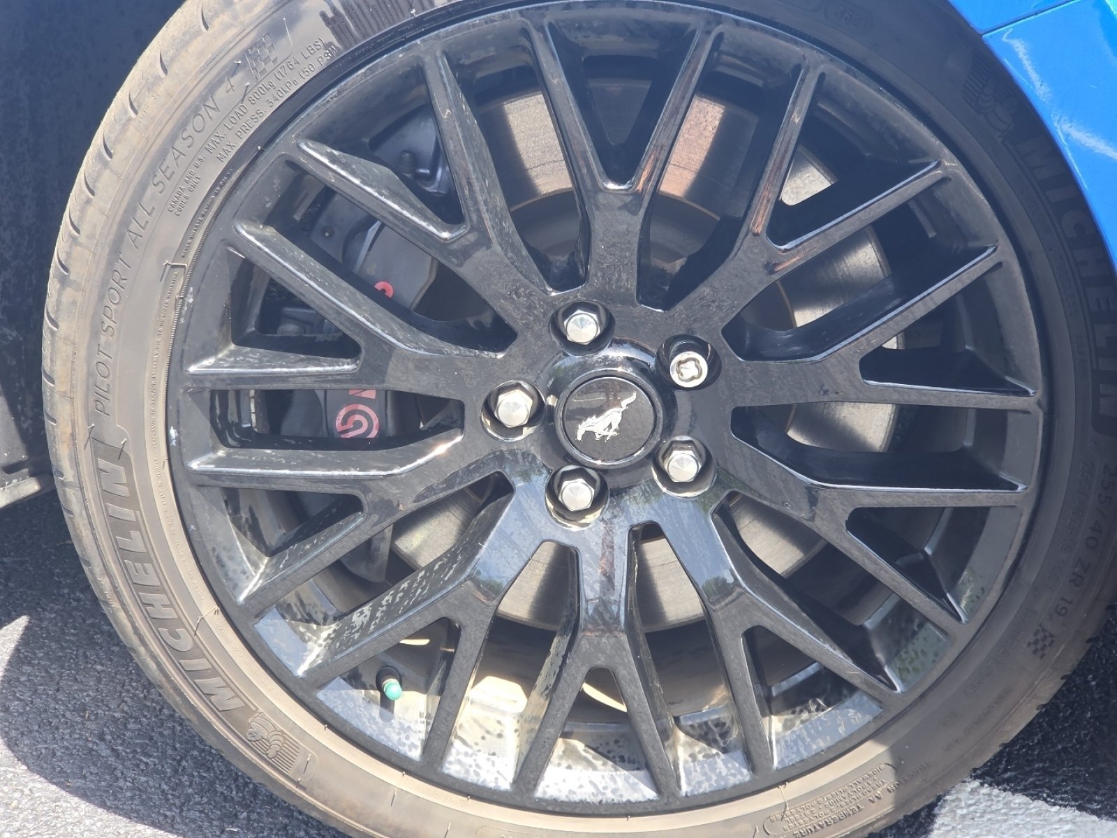 Used 2019 Ford Mustang GT Premium w/ GT Performance Package RWD image 7