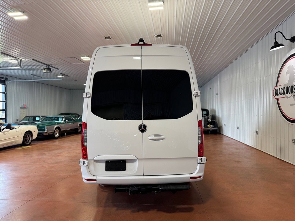 Used 2023 Mercedes-Benz Sprinter 2500 image 8