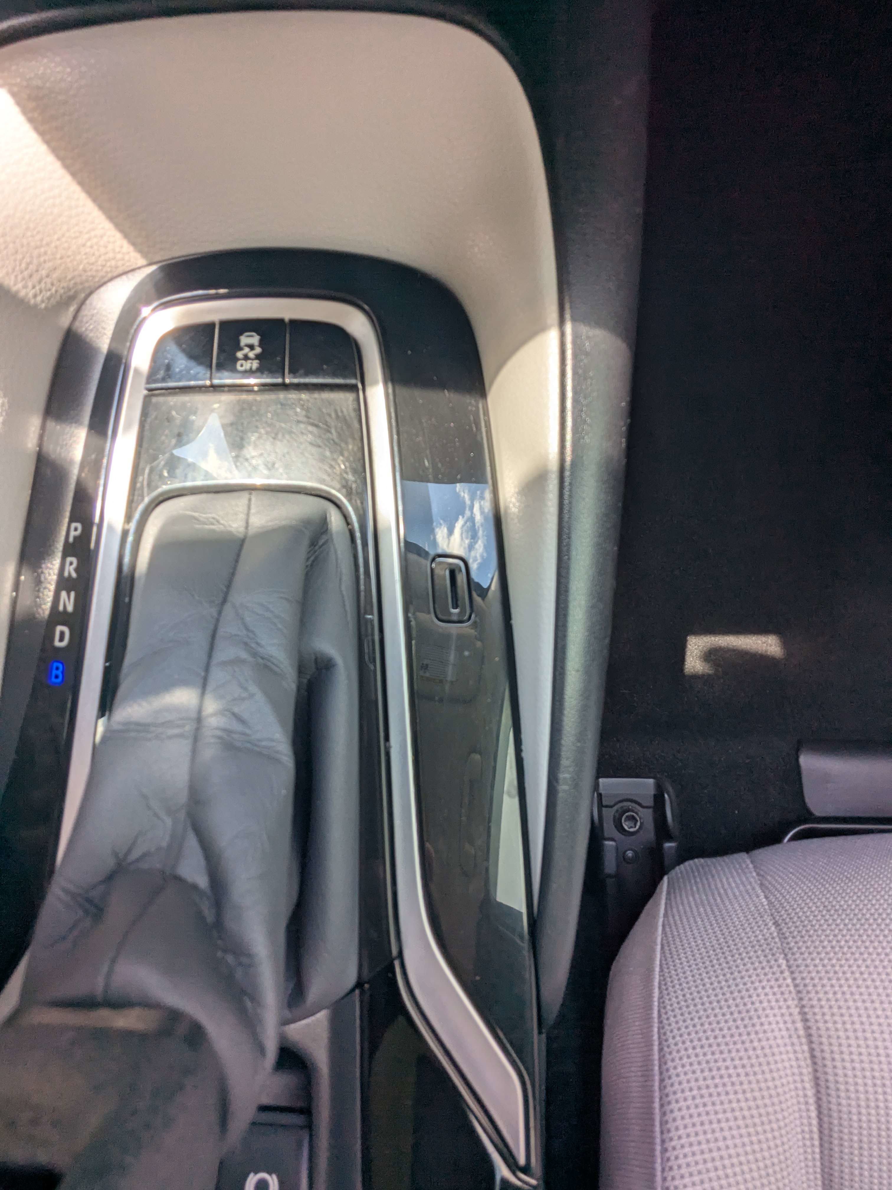 Used 2021 Toyota Corolla LE FWD image 25